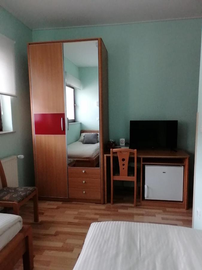 Apartment Modrina Кобарід Екстер'єр фото
